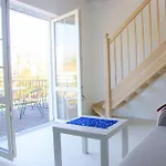 Koral Apartmenty Z Kuchnia Tarasem Place Zabaw 1 Min Od Morza Lejlighed Sarbinowo