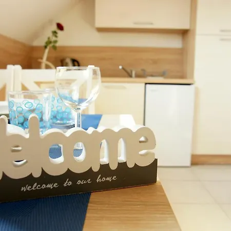 アパート Koral Apartmenty サルビノボ