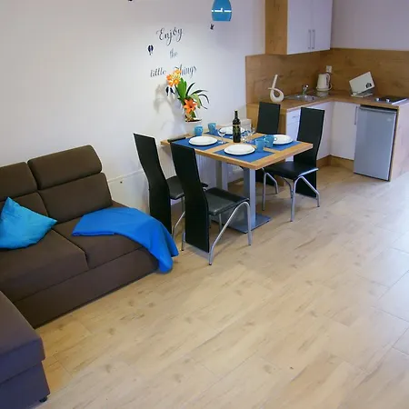 Koral Apartmenty *